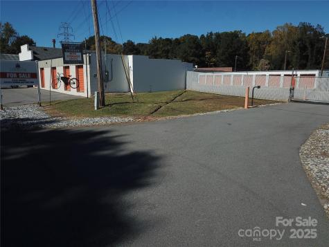 1812 Mooresville Road Salisbury NC 28147