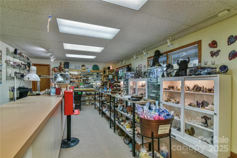 14622 226 Highway Spruce Pine NC 28777