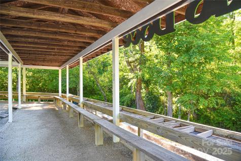 14622 226 Highway Spruce Pine NC 28777