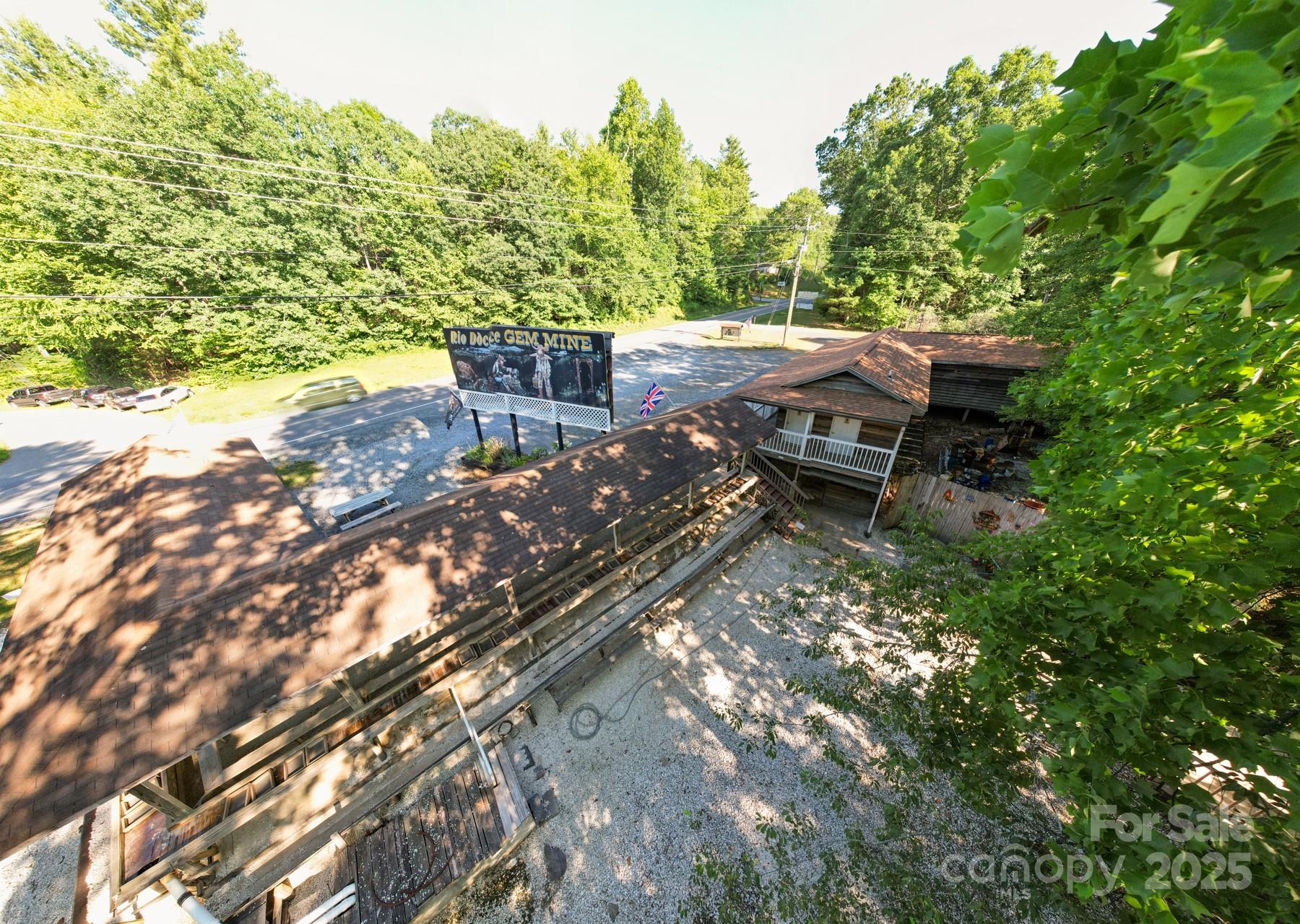 14622 226 Highway Spruce Pine NC 28777