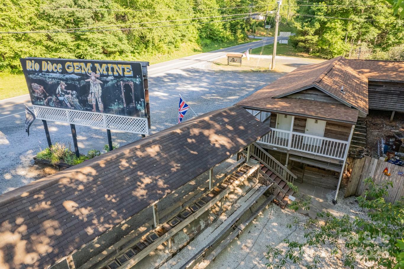 14622 226 Highway Spruce Pine NC 28777