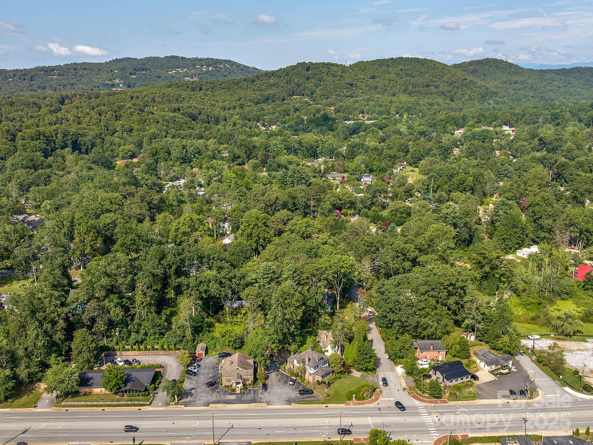 104 Clairmont Drive Hendersonville NC 28791