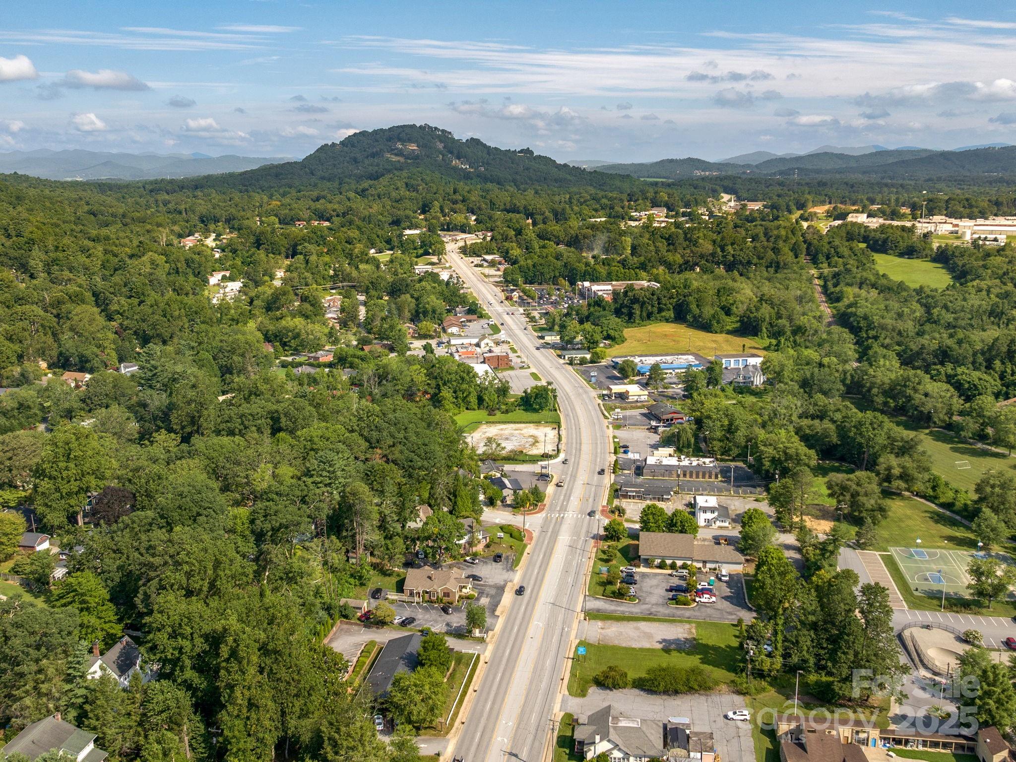 104 Clairmont Drive Hendersonville NC 28791