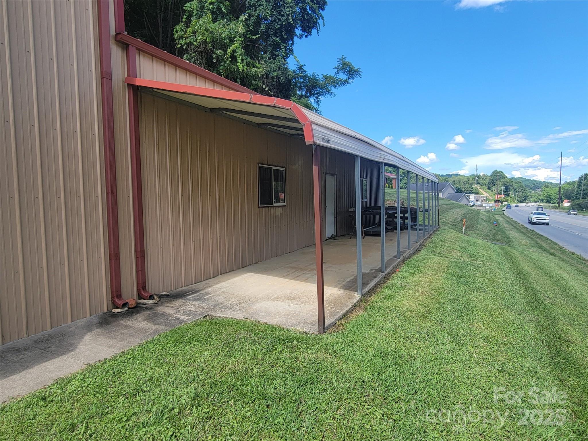 2634 Dellwood Road Waynesville NC 28786