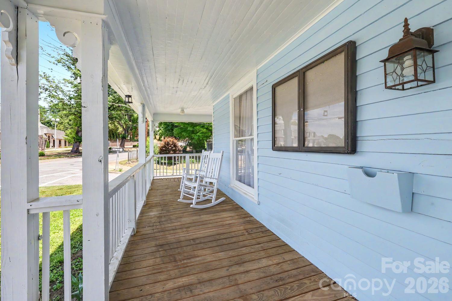 601 College Avenue SW Lenoir NC 28645