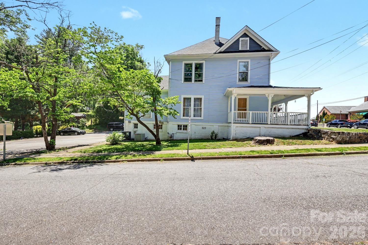 601 College Avenue SW Lenoir NC 28645