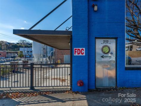 212 S Green Street Morganton NC 28655