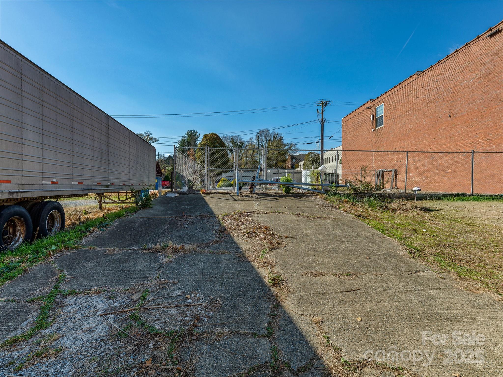 212 S Green Street Morganton NC 28655