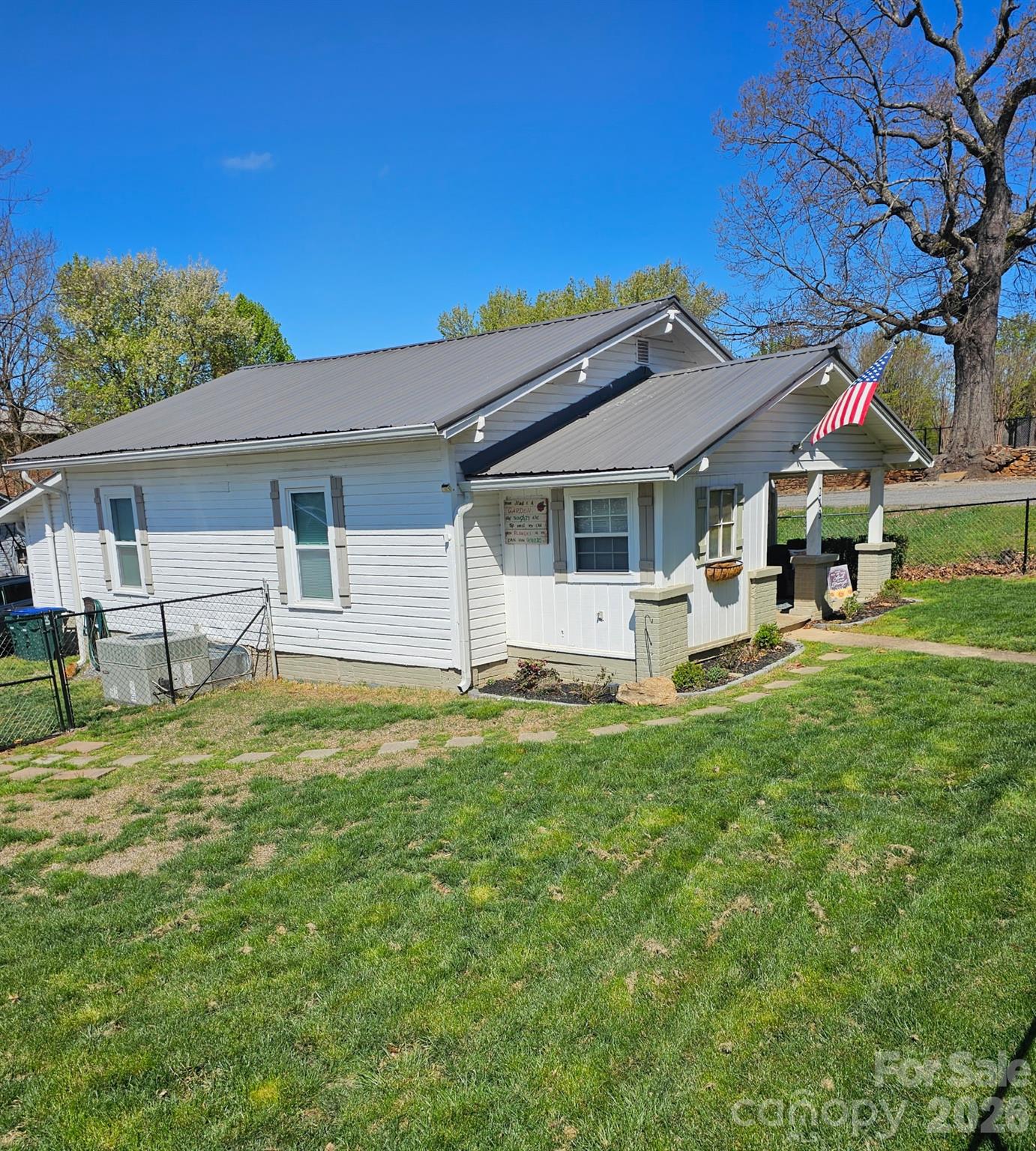 213 Colombo Street NW Valdese NC 28690