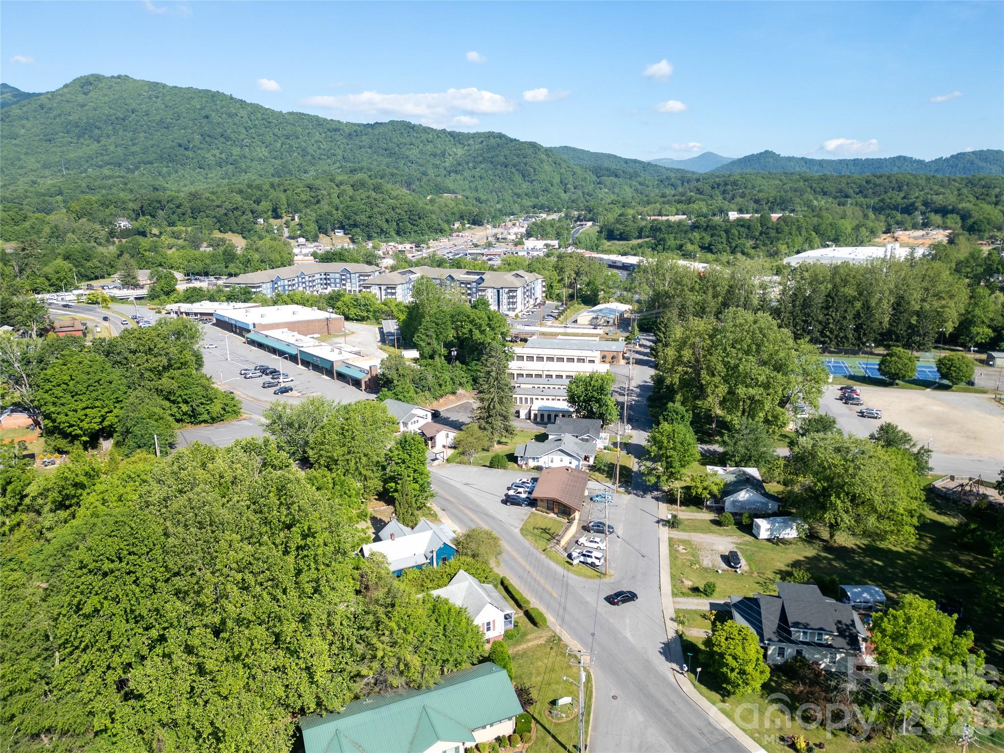 462 Walnut Street Waynesville NC 28786