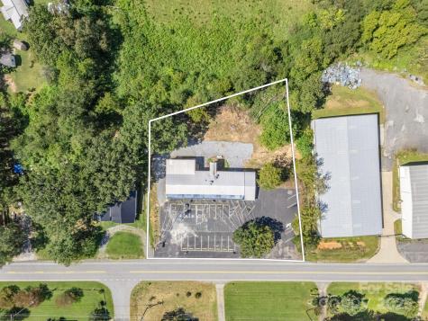 4768 Us 221a Highway Mooresboro NC 28114