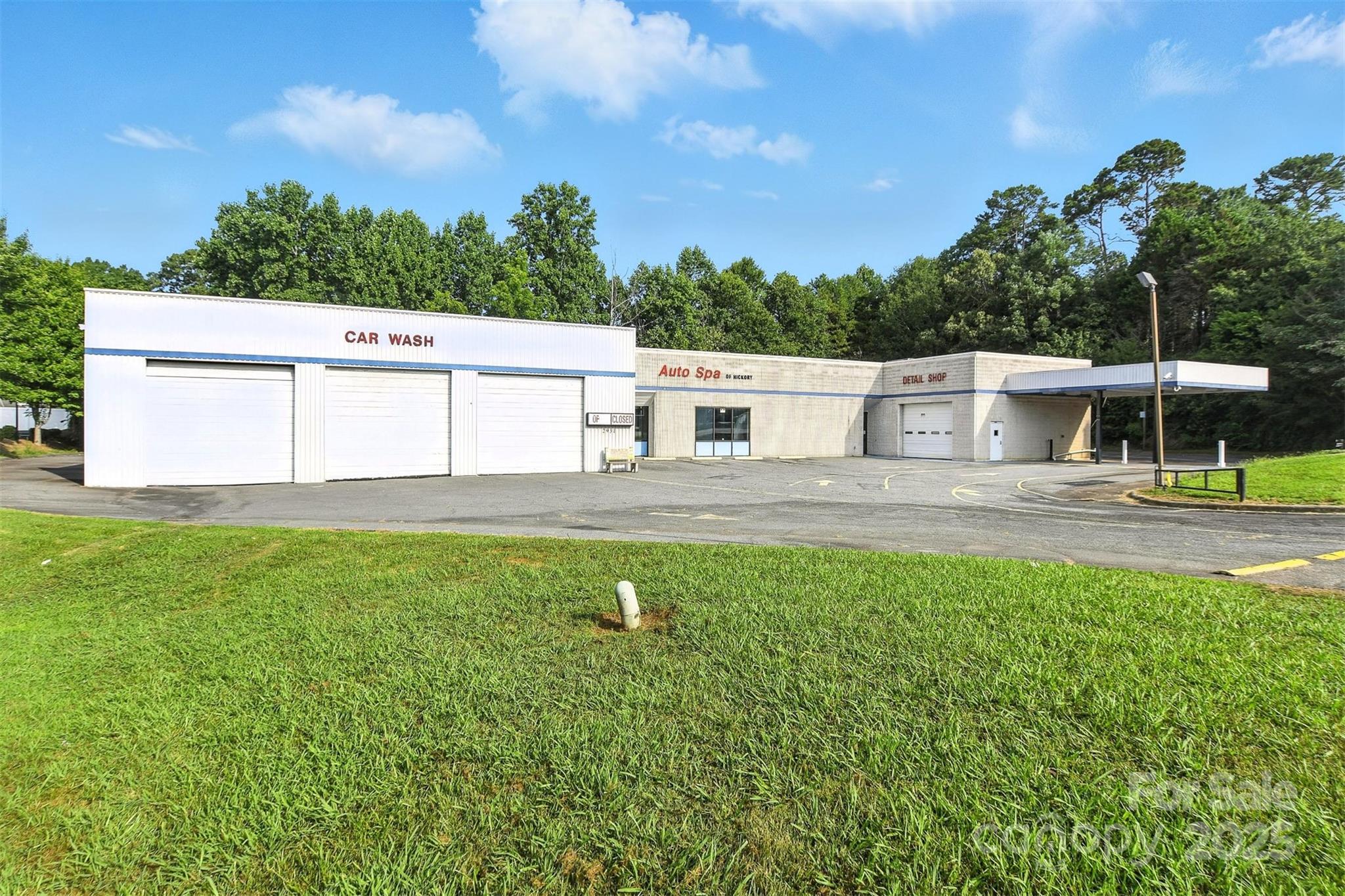2931 N Center Street Hickory NC 28601