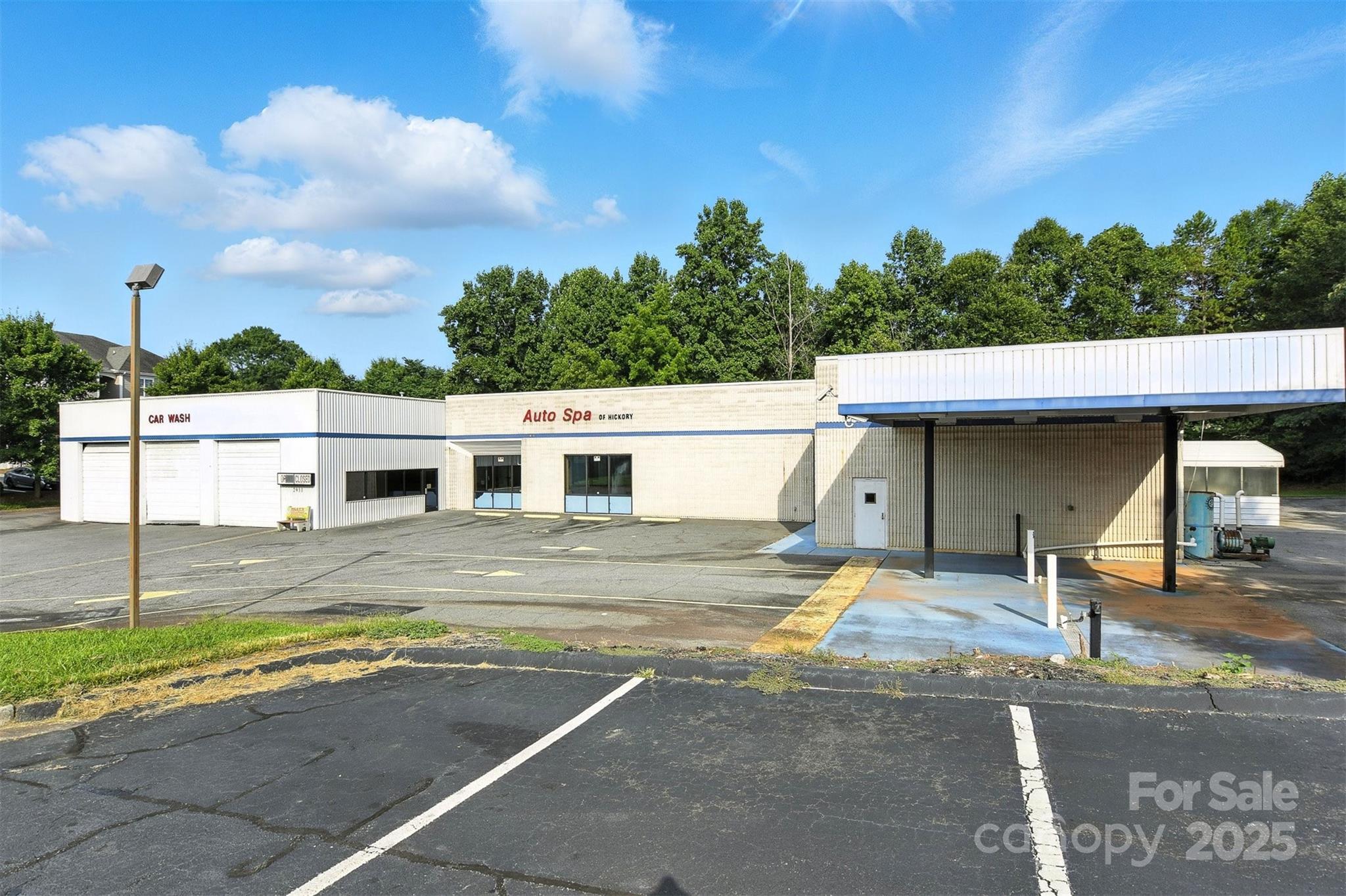 2931 N Center Street Hickory NC 28601