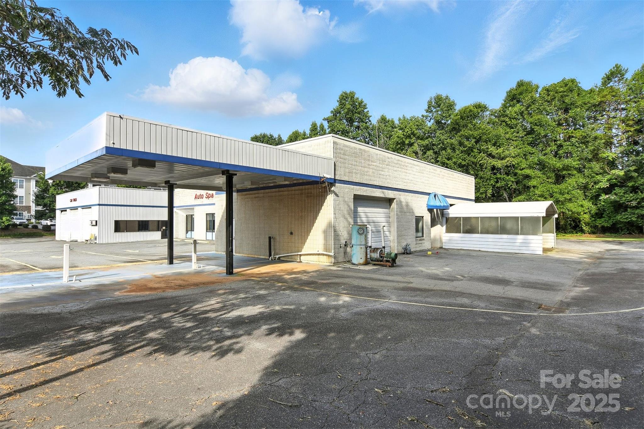 2931 N Center Street Hickory NC 28601