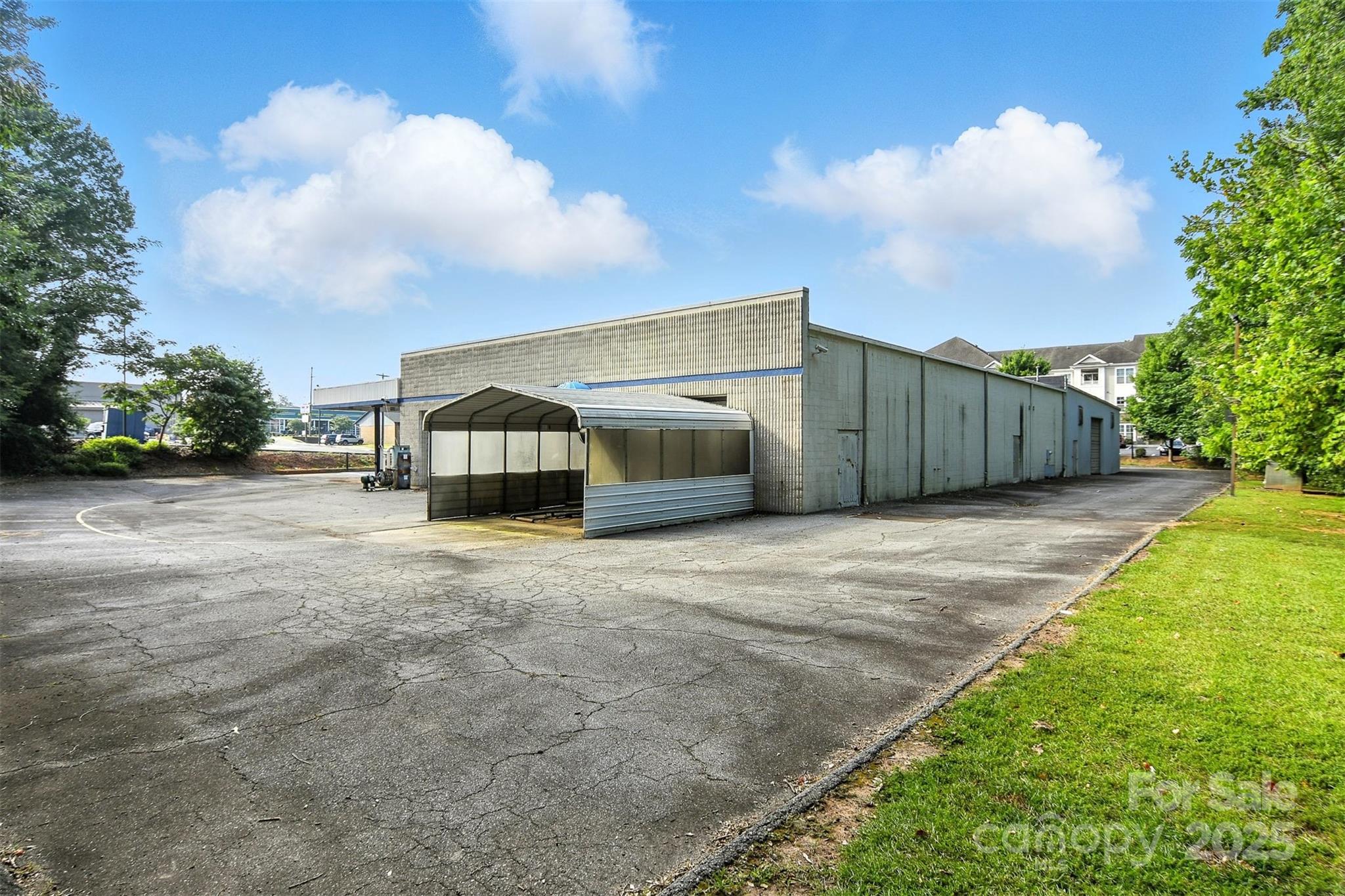 2931 N Center Street Hickory NC 28601