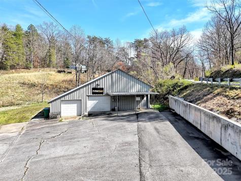 2125 Myers Chapel Road Hayesville NC 28904