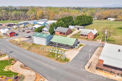 145 Moody Street Forest City NC 28043