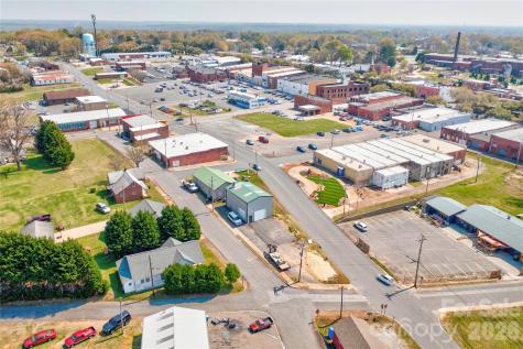 145 Moody Street Forest City NC 28043