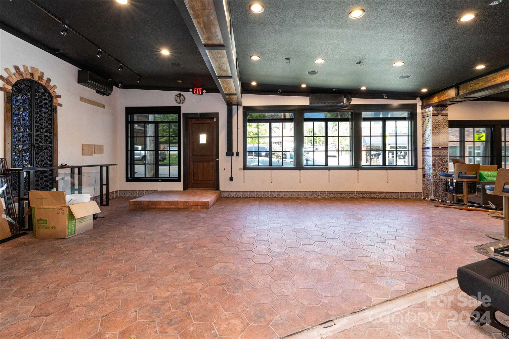 203 W State Street Black Mountain NC 28711