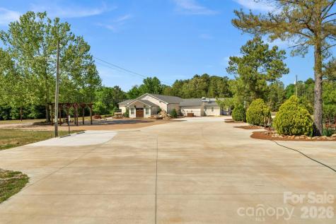 6815 Shiloh Unity Road Lancaster SC 29720