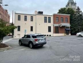 11 Church Street Asheville NC 28801