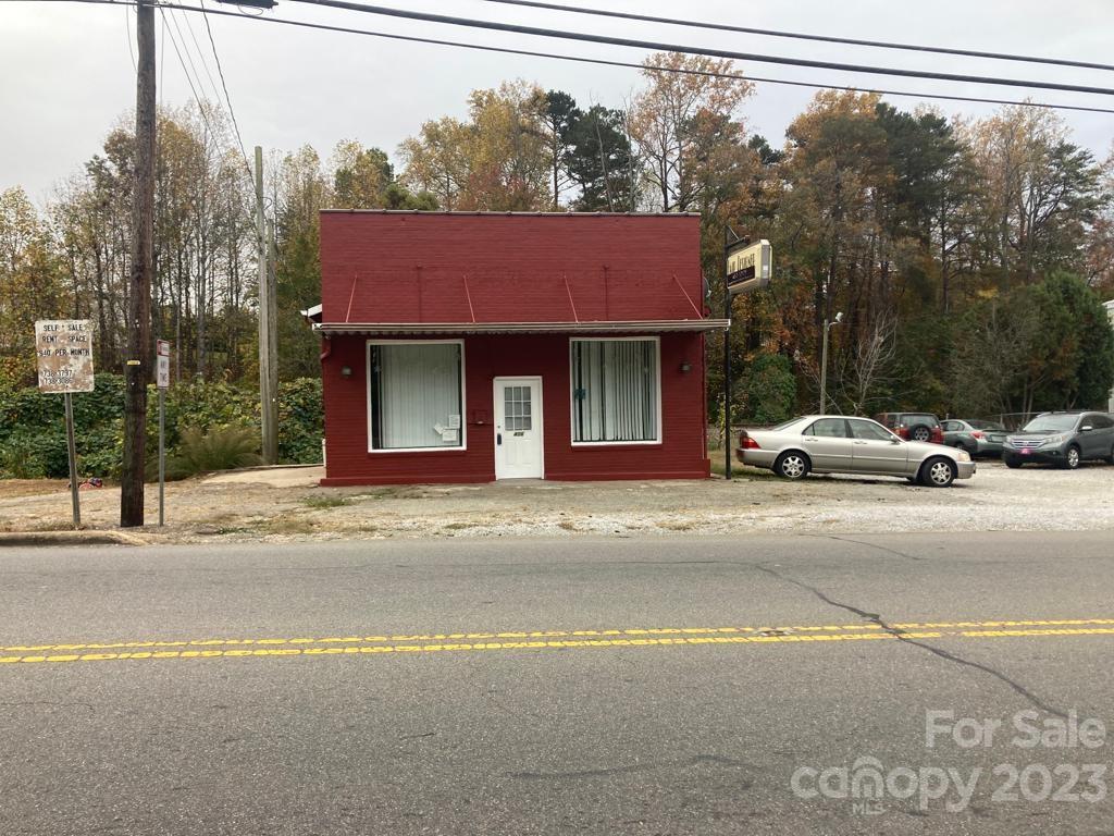 406 East Court Street Marion NC 28752