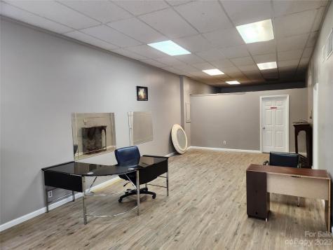 406 East Court Street Marion NC 28752