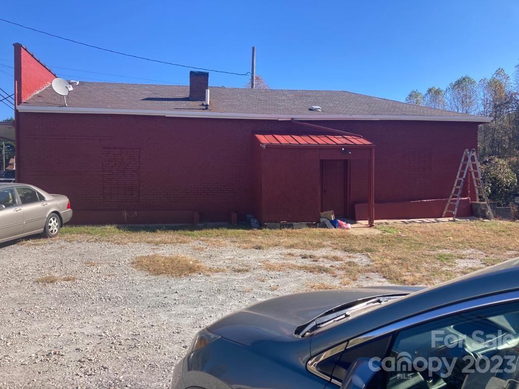 406 East Court Street Marion NC 28752