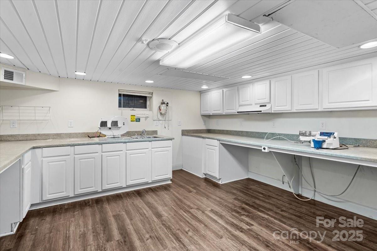 492 W Main Street Forest City NC 28043