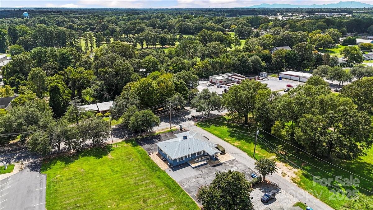 492 W Main Street Forest City NC 28043
