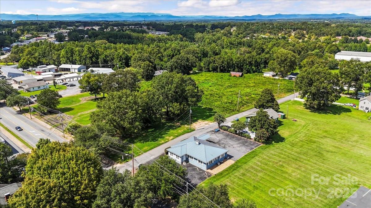492 W Main Street Forest City NC 28043