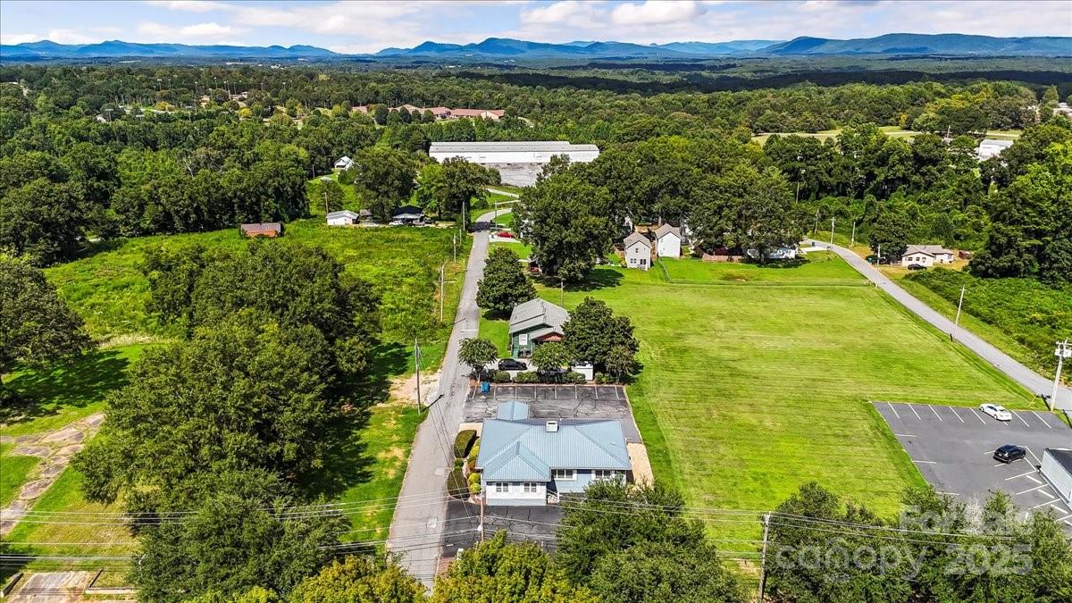 492 W Main Street Forest City NC 28043