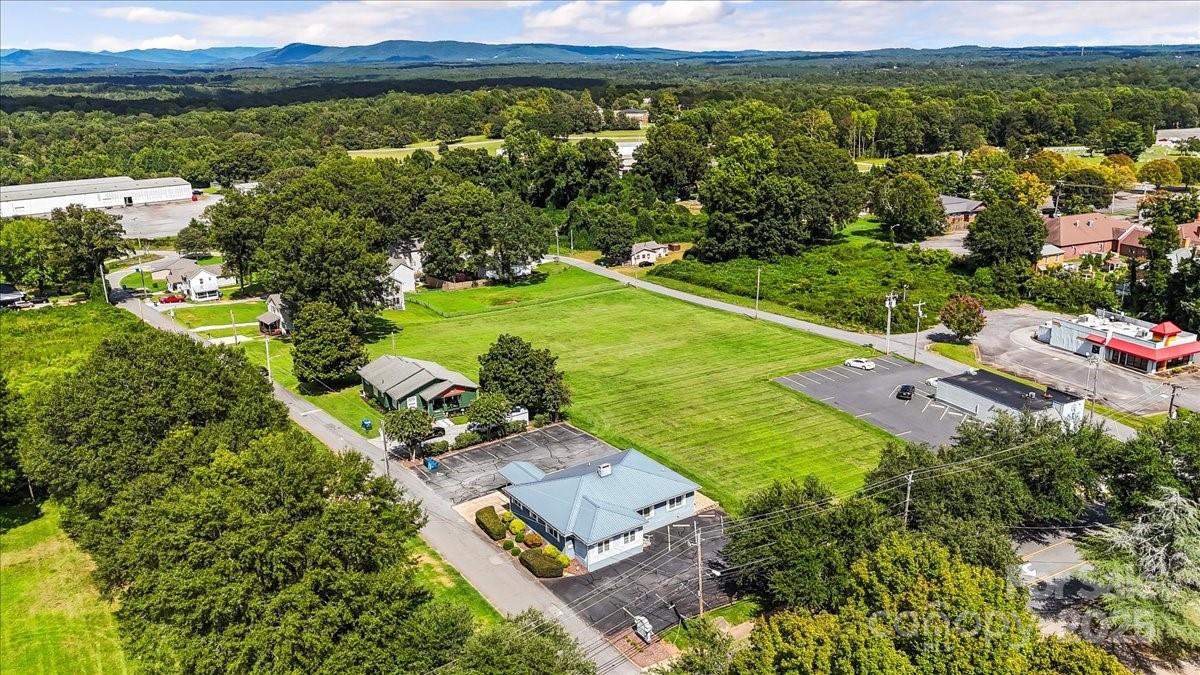 492 W Main Street Forest City NC 28043