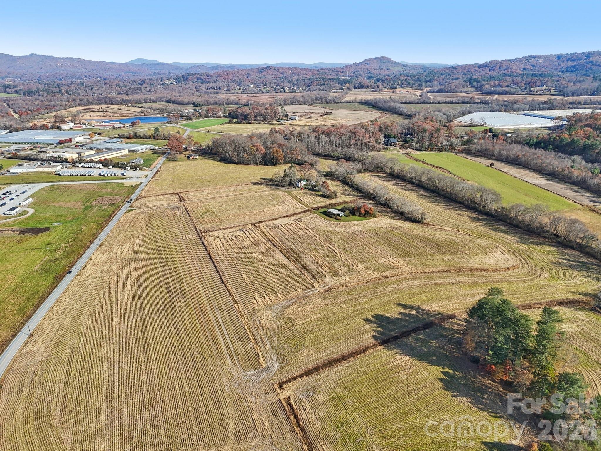 32 School House Road Mills River NC 28759