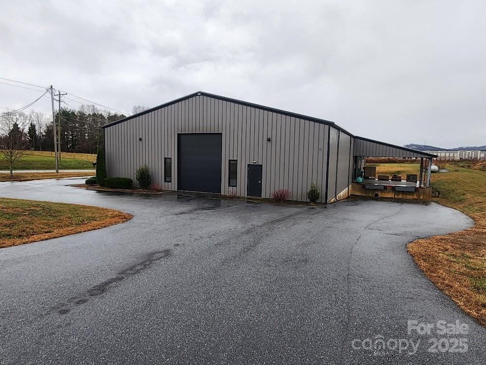 25 Reeds Way Hendersonville NC 28792