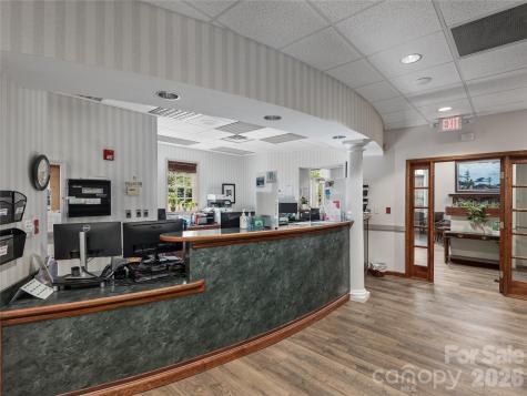 4 Medical Park Drive Asheville NC 28803