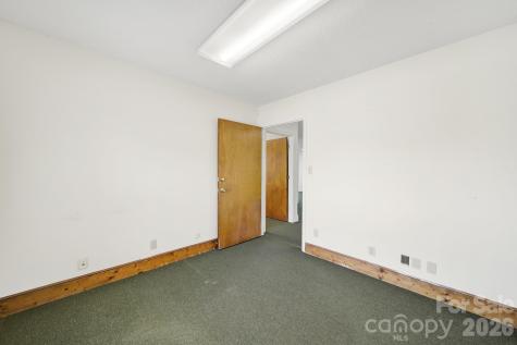 209 W Barr Street Lancaster SC 29720