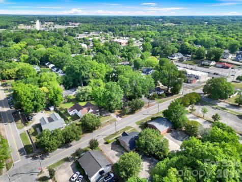 209 W Barr Street Lancaster SC 29720