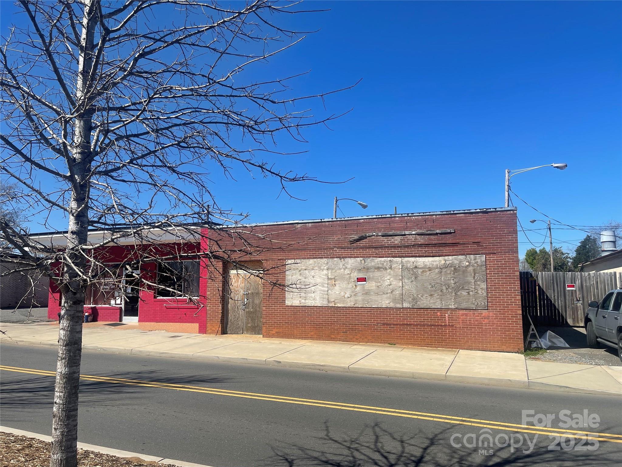 414 W Main Avenue Gastonia NC 28052