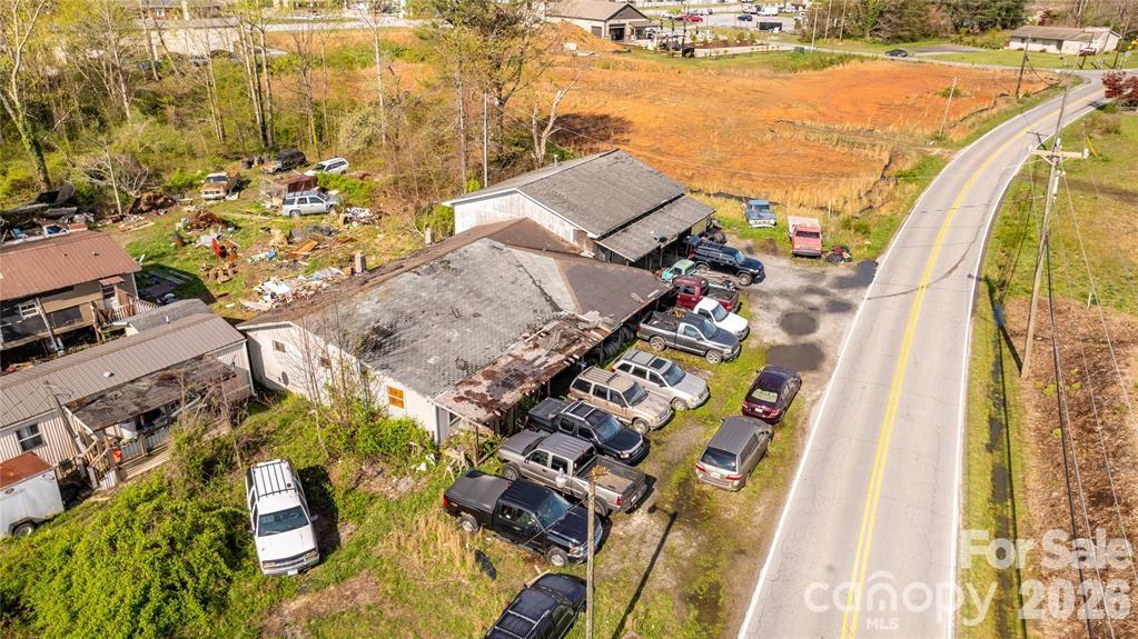 1611 Old Spartanburg Road Hendersonville NC 28792