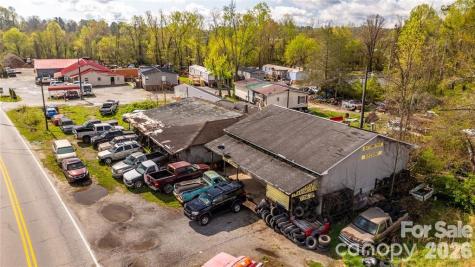 1611 Old Spartanburg Road Hendersonville NC 28792