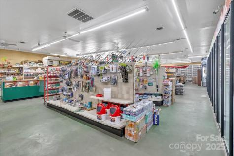 9710 Highway 260 Highway Manning SC 29102