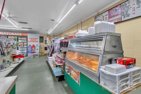 9710 Highway 260 Highway Manning SC 29102