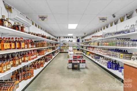 9710 Highway 260 Highway Manning SC 29102