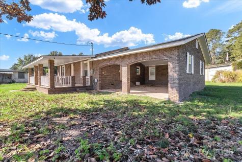 9710 Highway 260 Highway Manning SC 29102