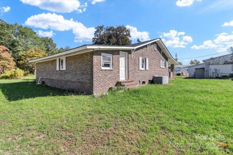 9710 Highway 260 Highway Manning SC 29102