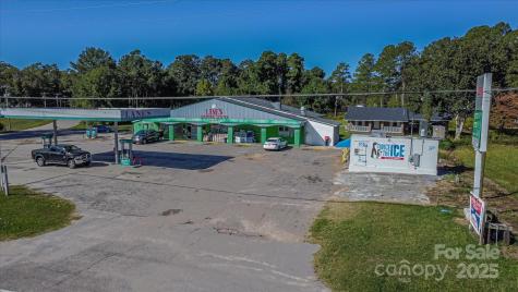 9710 Highway 260 Highway Manning SC 29102