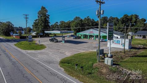 9710 Highway 260 Highway Manning SC 29102