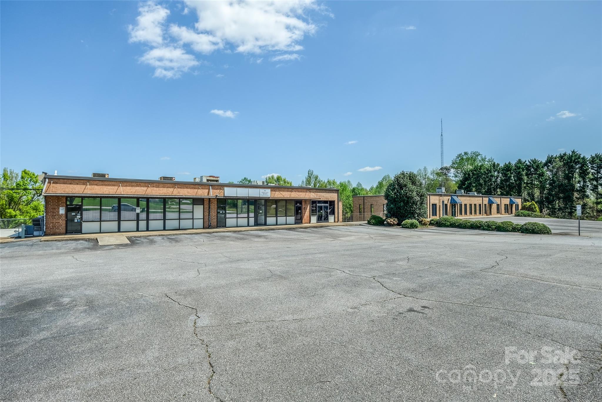 2650 S Highway 127 Highway Hickory NC 28602