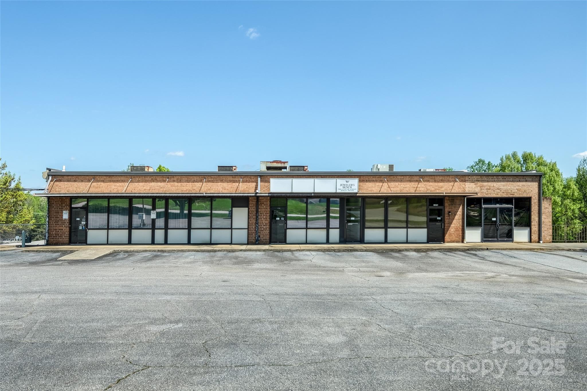 2650 S Highway 127 Highway Hickory NC 28602